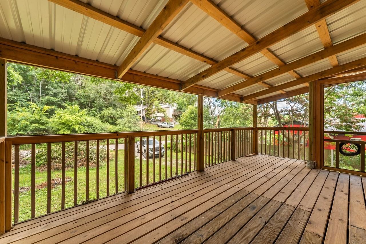 16755 Leisure Loop - Photo 4 of 17