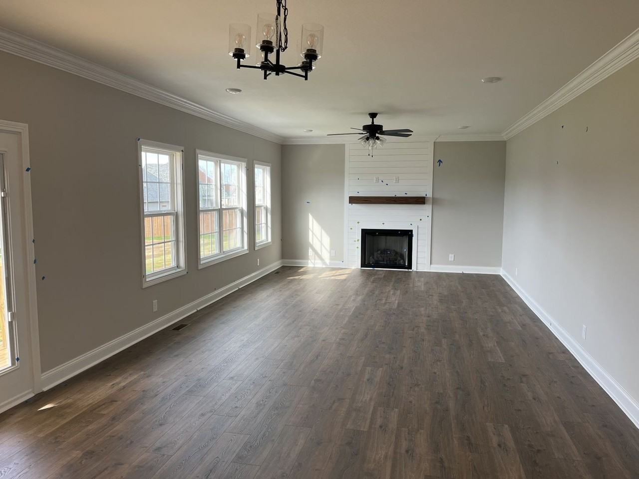222 Cotoneaster Ln - Photo 6 of 50