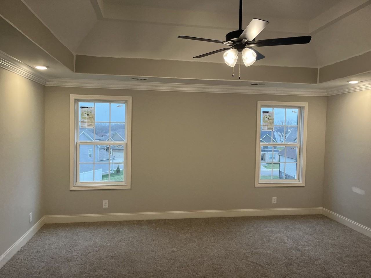 222 Cotoneaster Ln - Photo 7 of 50