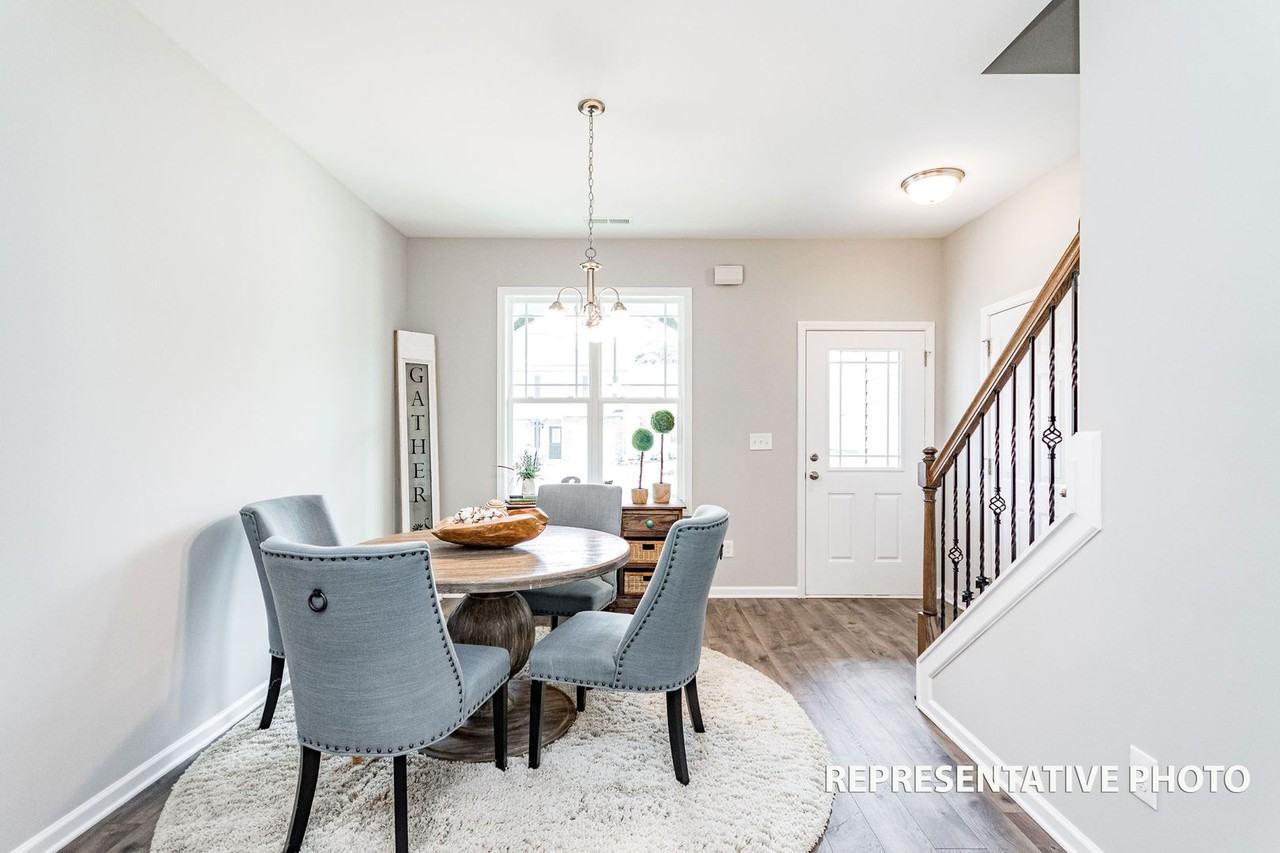 118 Sandstone St - Photo 6 of 10