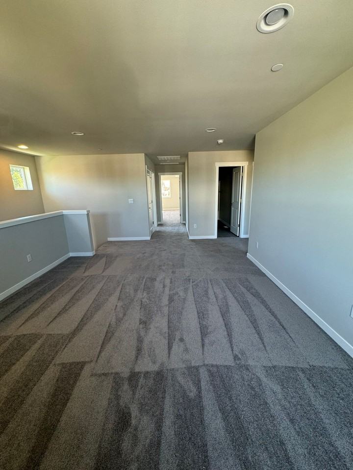 2403 168th Pl Ne #1 - Photo 2 of 28