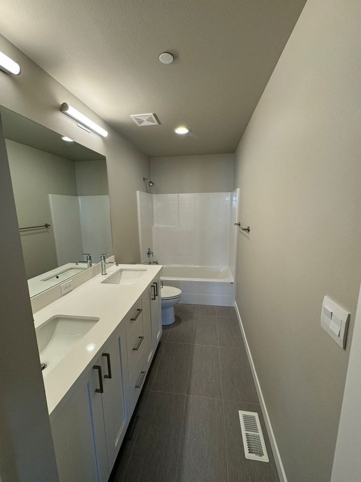 2403 168th Pl Ne #1 - Photo 3 of 28