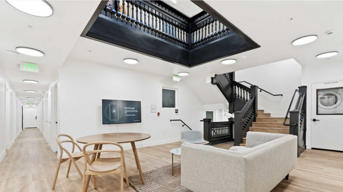 618 14th St - Photo 5 of 5