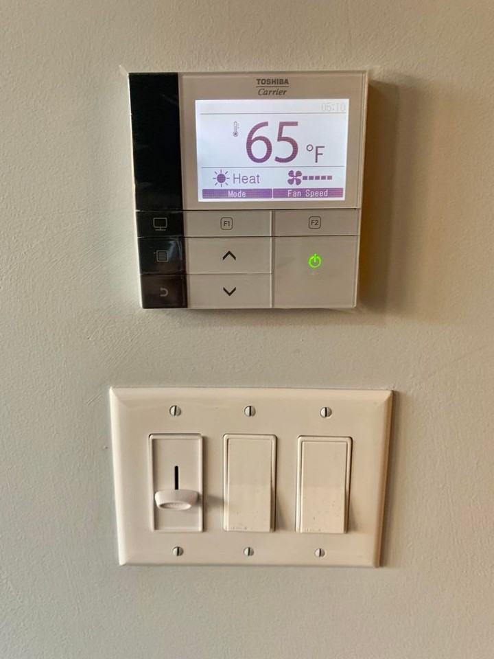 5240 5240 N. Winthrop - 304 #304 - Photo 4 of 8