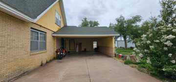 featured image of 901 W 14th St