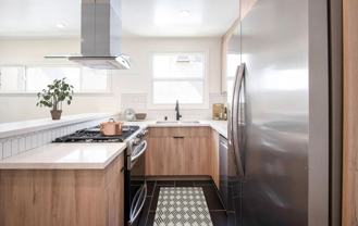 1226 N Laurel Ave #103 - Photo 1 of 1