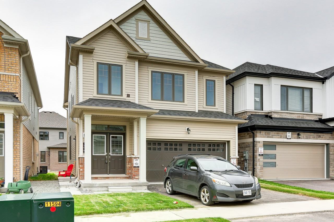 23 Ludlow Dr - Photo 2 of 50