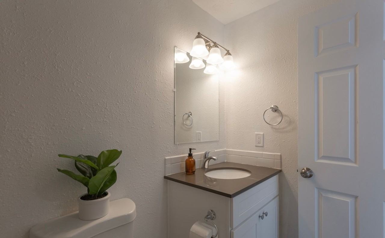 Campus View Apartments near EWU! - Photo 3 of 22