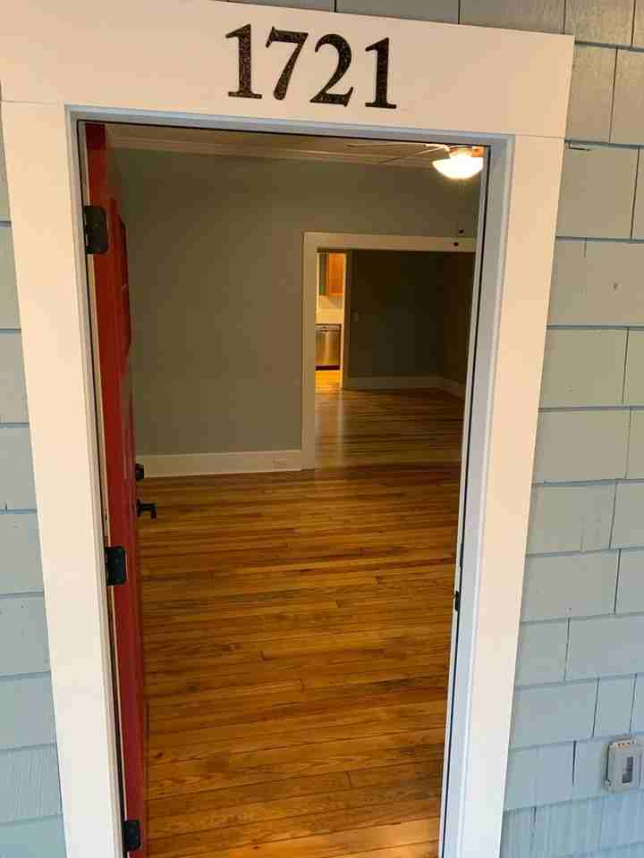 1721 Greenville Hwy - Photo 4 of 28