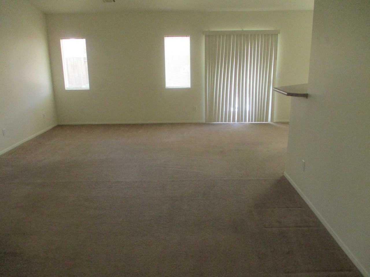 307 Muscat Dr - Photo 2 of 16