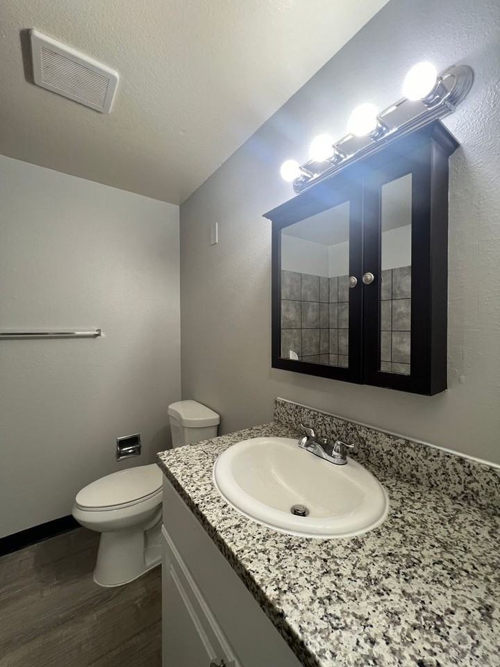 Evergreen Park - Photo 6 of 47