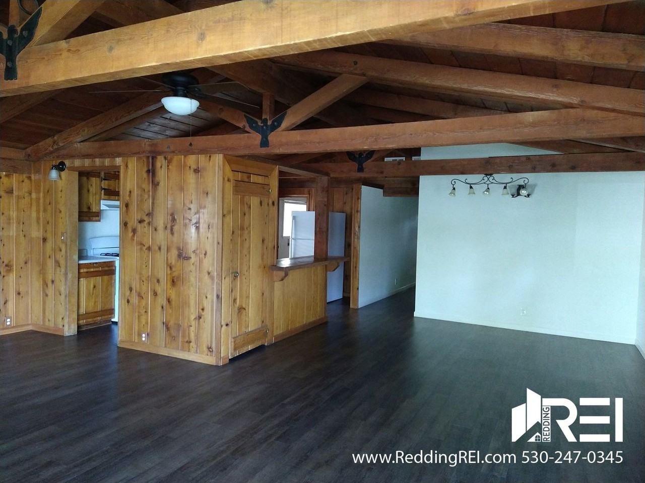 850 Locust St - Photo 3 of 12