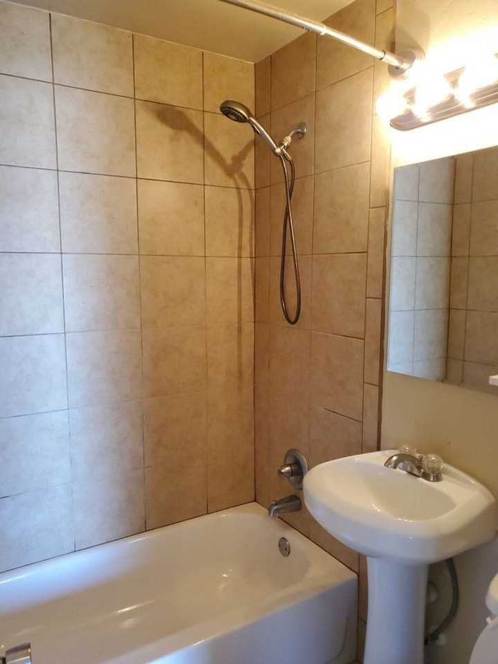 3720 Nw 29th St - Photo 6 of 18