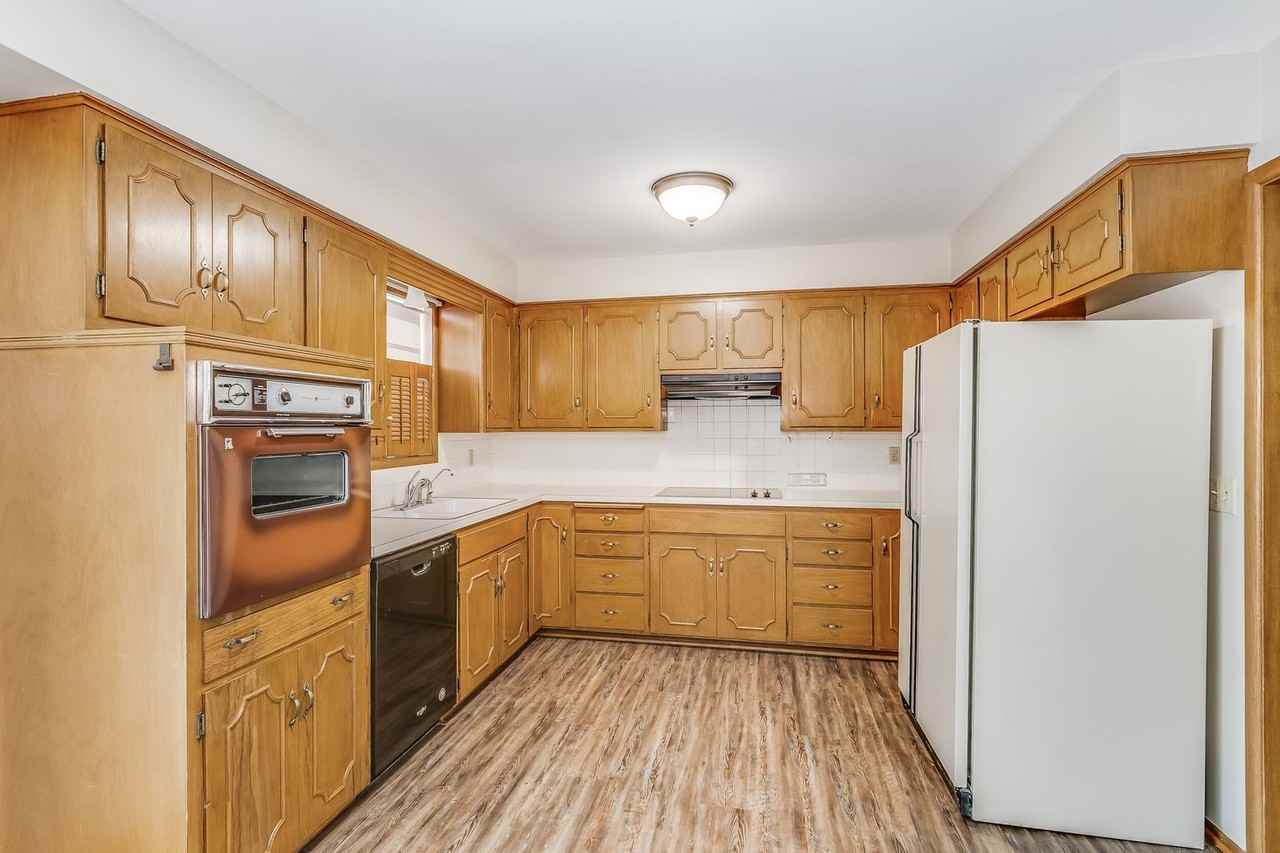 6425 E 14th St N - Photo 4 of 12