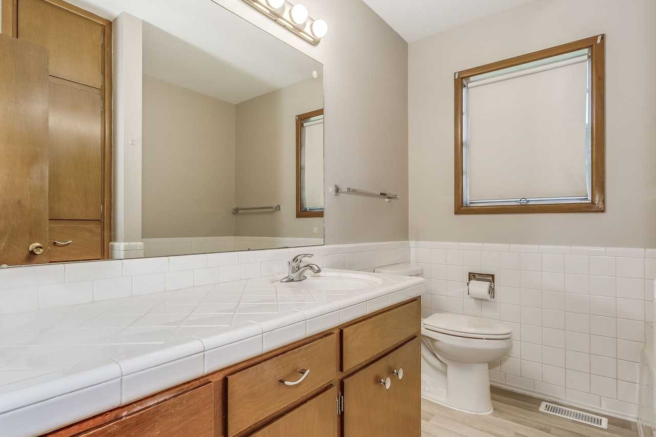 6425 E 14th St N - Photo 5 of 12