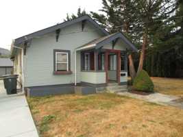 featured image of 735 Jameson St