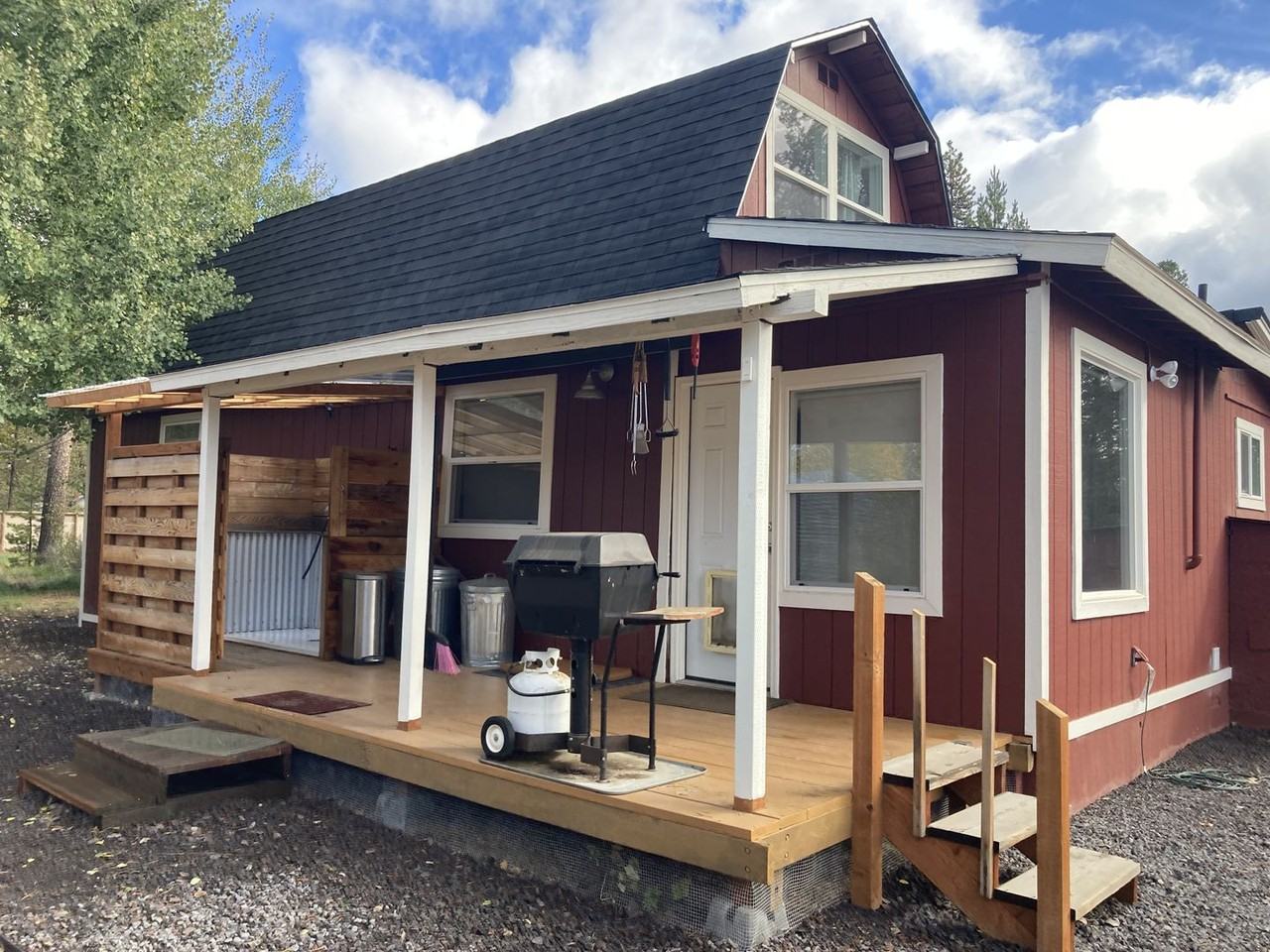 16861 Whittier Dr - Photo 3 of 24