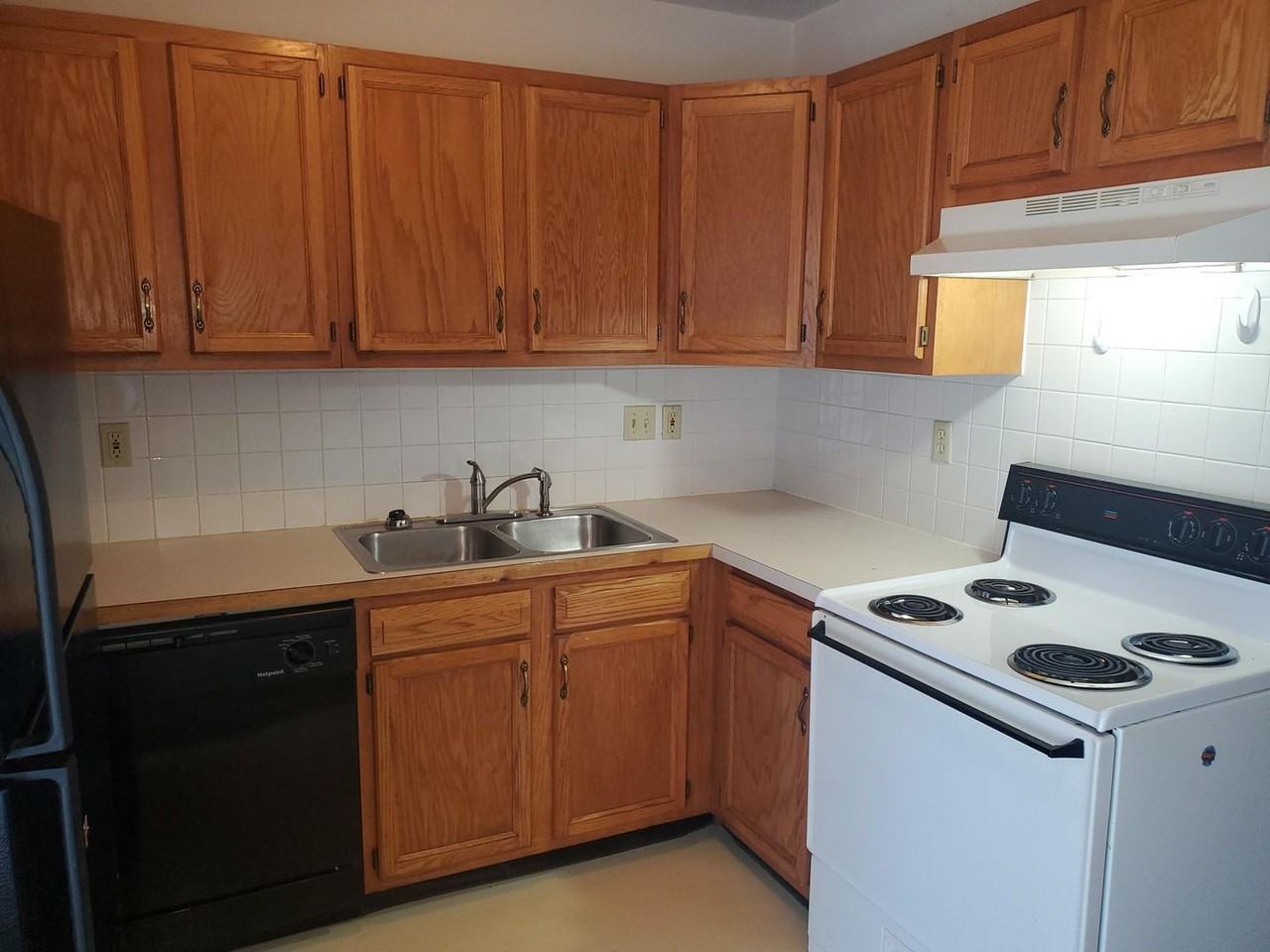 401 N Zachary Dr - Photo 6 of 17