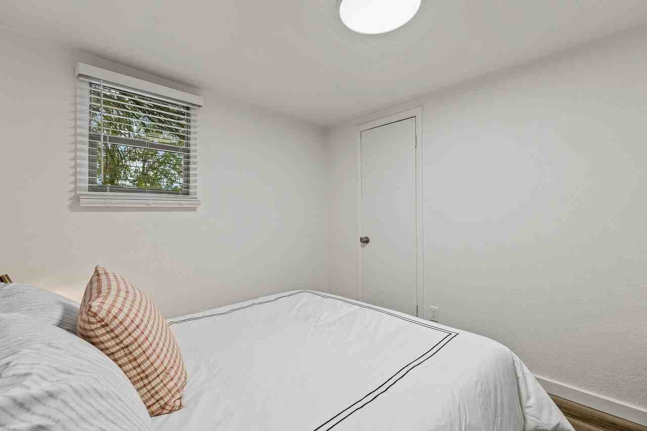 Venture on Route 66 - Photo 6 of 25