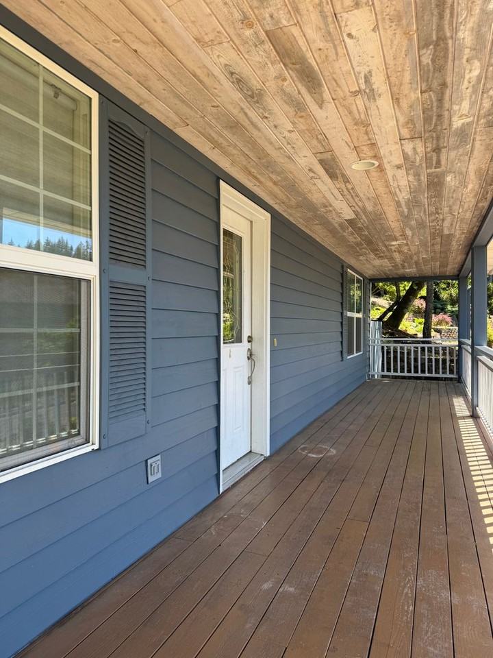 2719 Hallmark Ln - Photo 4 of 45