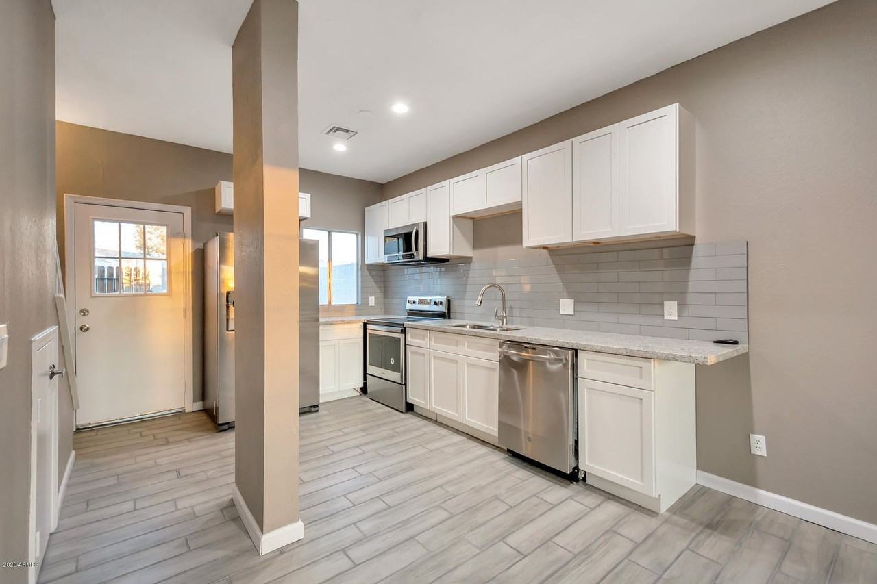 1600 N Saba St #164 - Photo 7 of 25