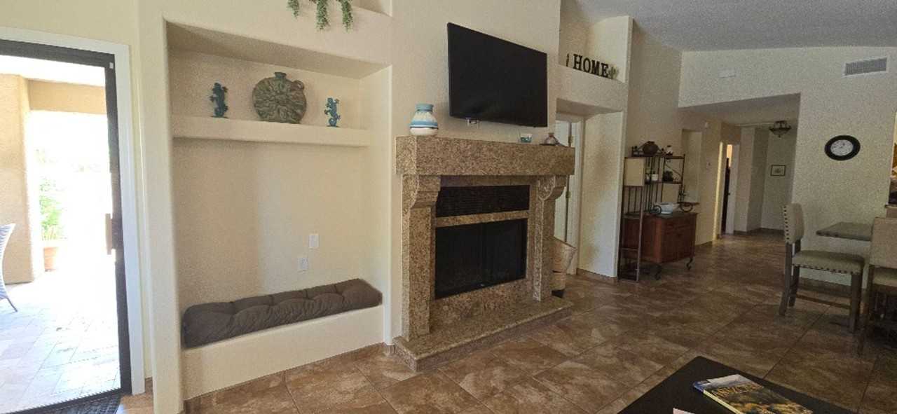 13850 N Hamilton Dr - Photo 4 of 28