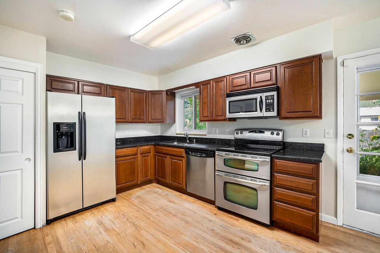 6704 E Baker Pl - Photo 3 of 23