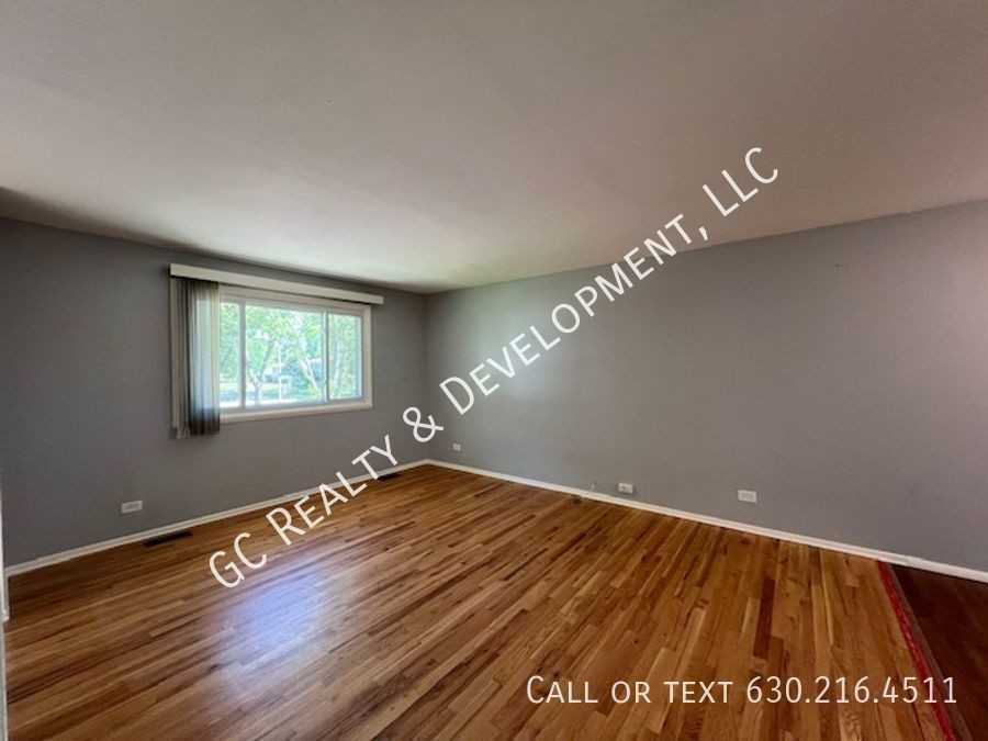 1335 Syracuse Ln - Photo 3 of 26