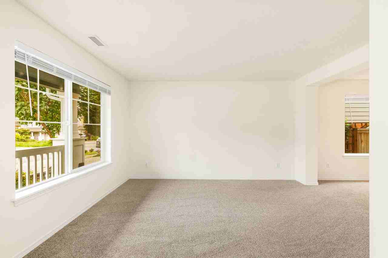 16426 Se 263rd St - Photo 2 of 27