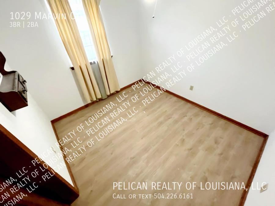 1029 Marvin Ct - Photo 3 of 15