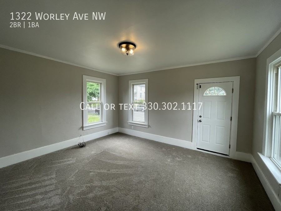 1322 Worley Ave Nw - Photo 2 of 13