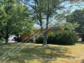 522 N Creyts Rd #2 - Photo 1 of 1