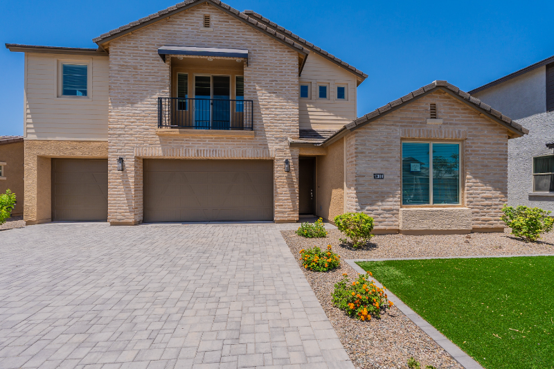 12010 W Luxton Ln - Photo 2 of 14