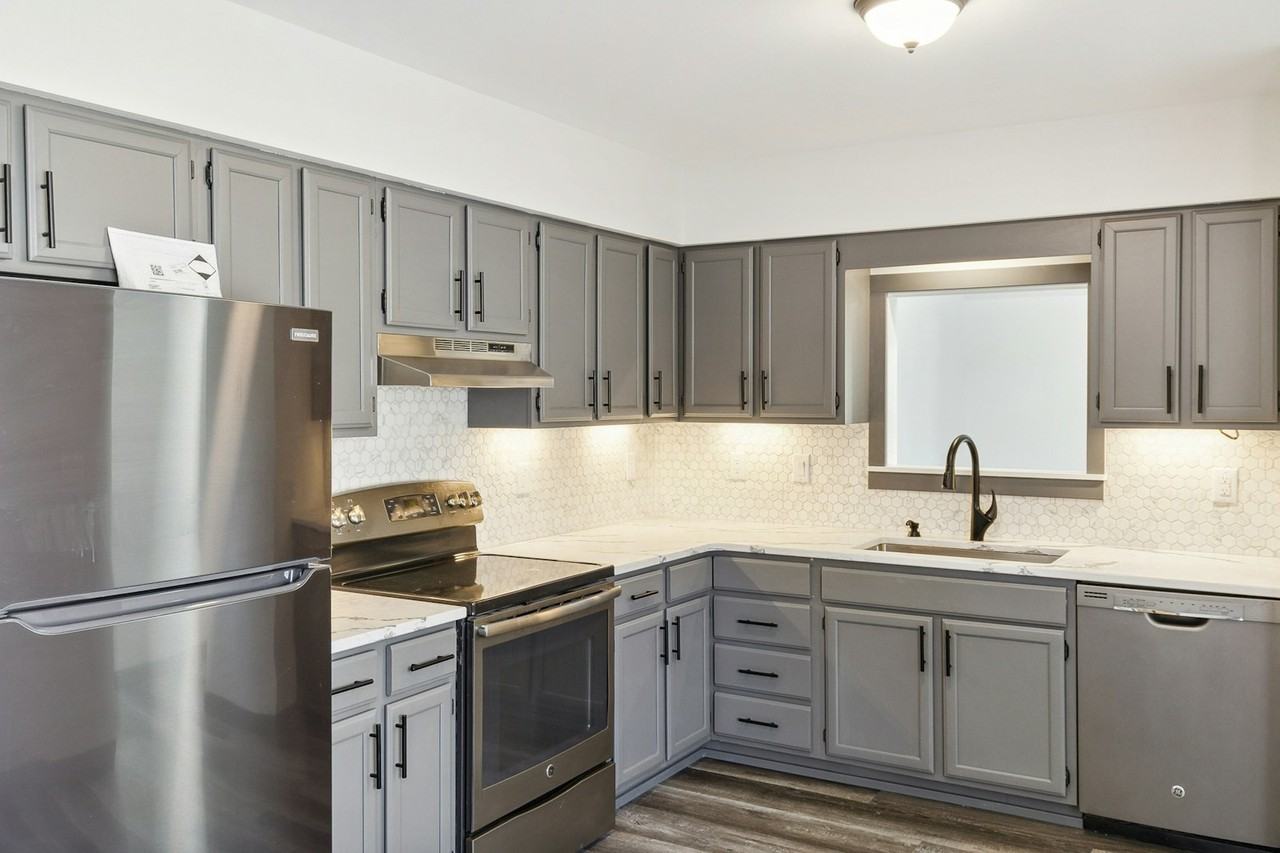 1131 North 10th Street - Photo 4 of 12