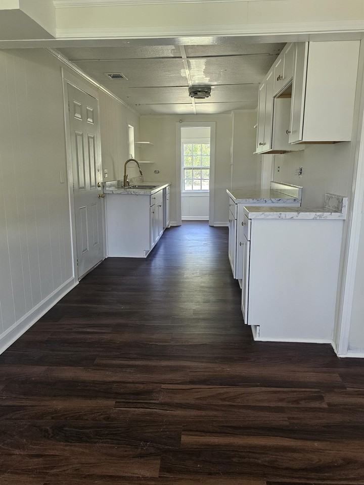 808 Peachtree Rock Rd #1 - Photo 7 of 23