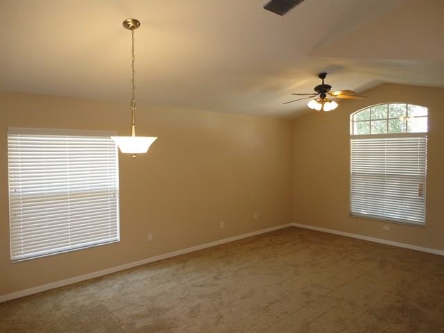 7002 Jamestown Manor Dr - Photo 2 of 12