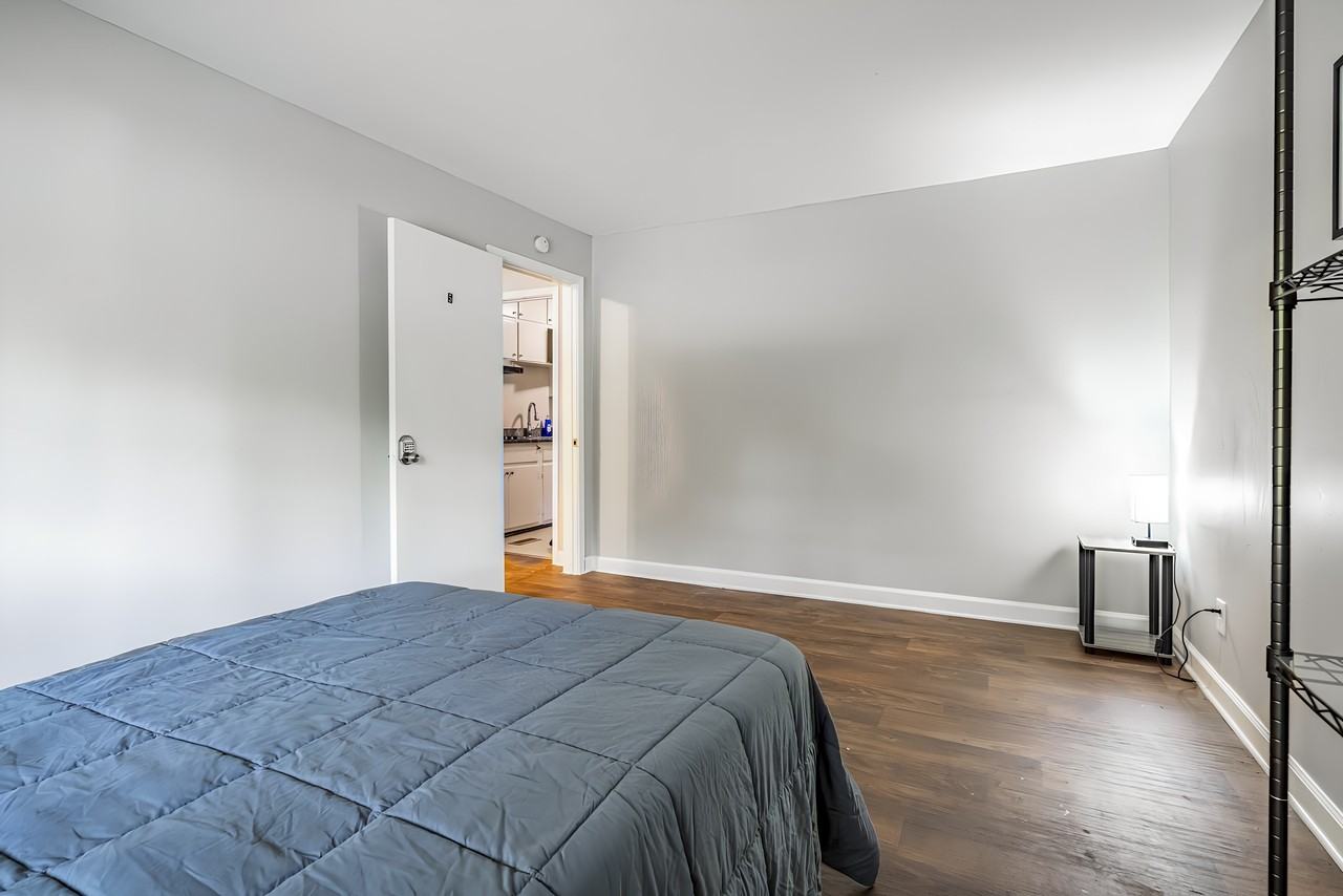 Camelot Pkwy - Photo 5 of 6