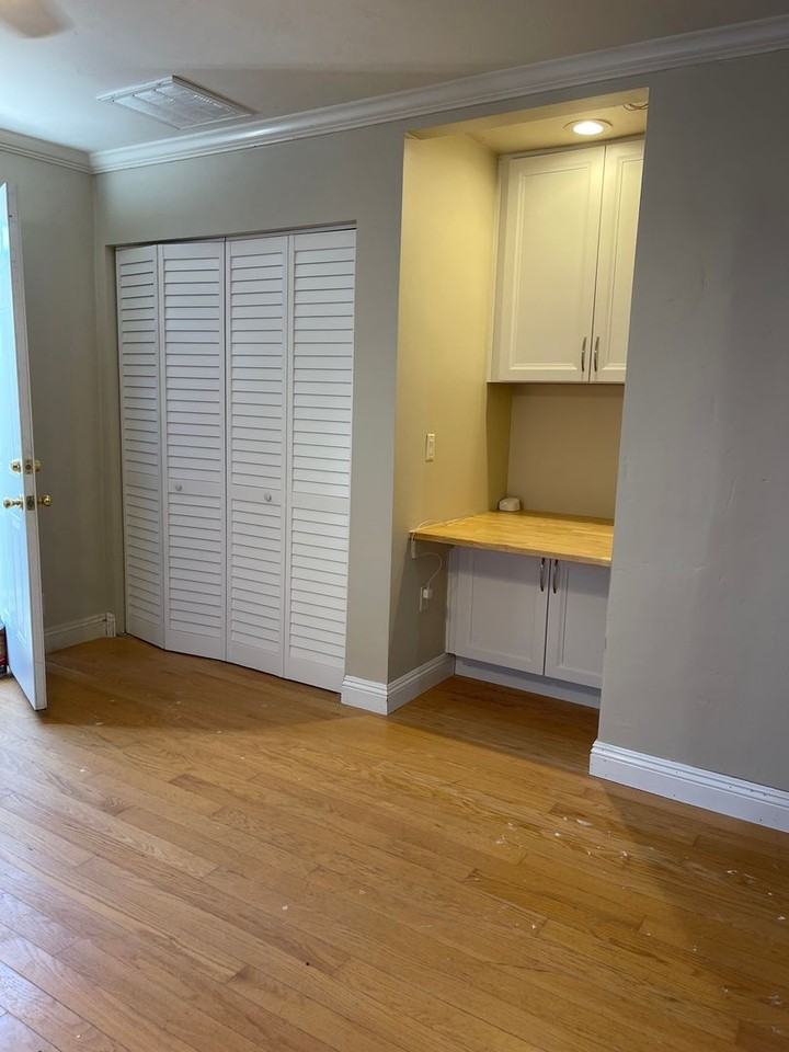 1626 1626 York Drive - Studio Right - Photo 2 of 8