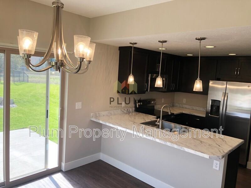 2709 Koly Ct #A - Photo 3 of 10