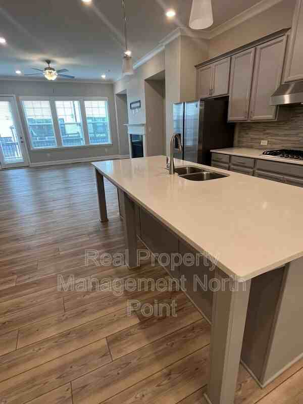 942 Catamaran Ct - Photo 5 of 39
