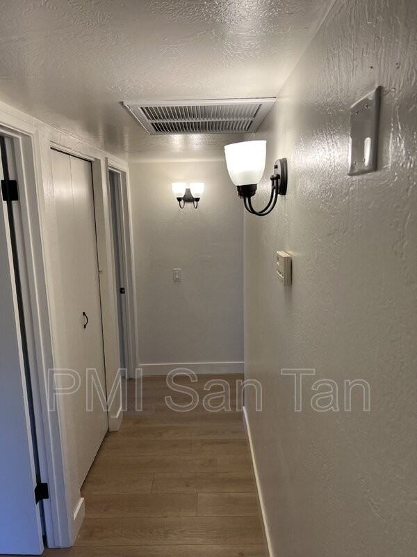 10 W Concorda Dr #104 - Photo 5 of 11