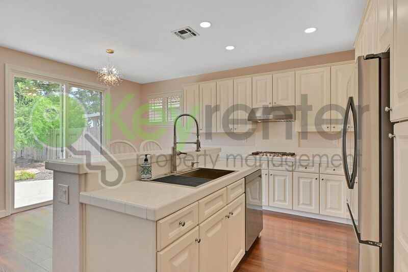 273 Morgan Way - Photo 3 of 50