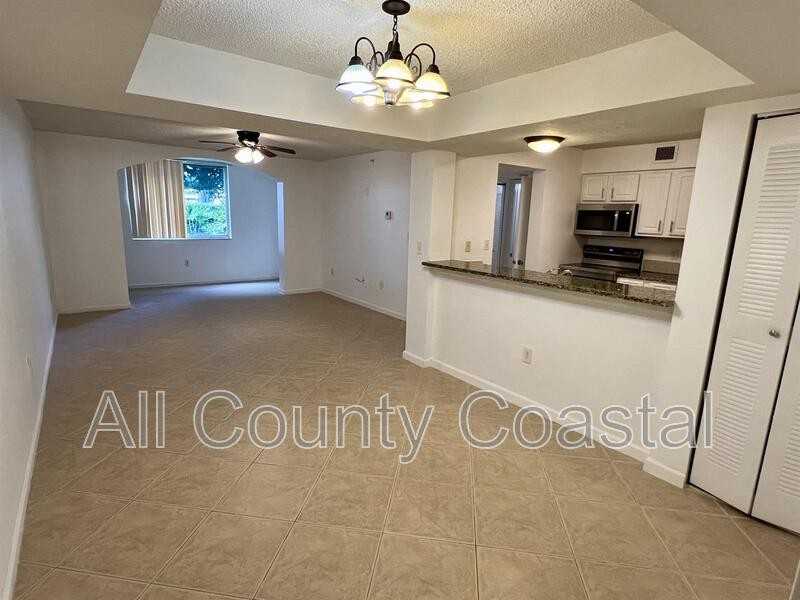 900 Scotia Dr #102 - Photo 2 of 14