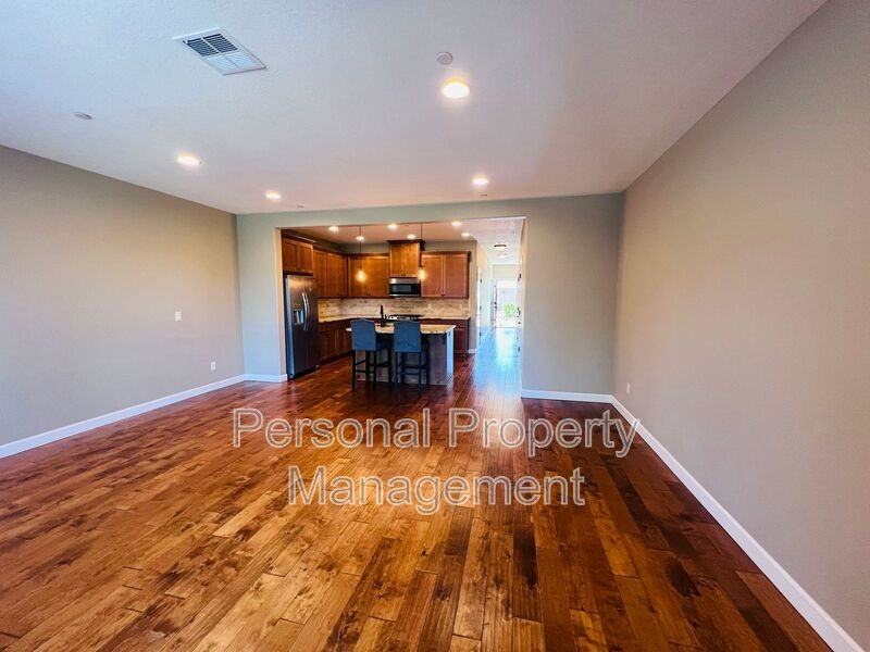 4307 Nw Sage Loop - Photo 2 of 22