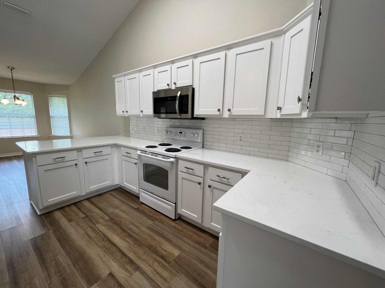 27733 Bay Branch Dr - Photo 6 of 21