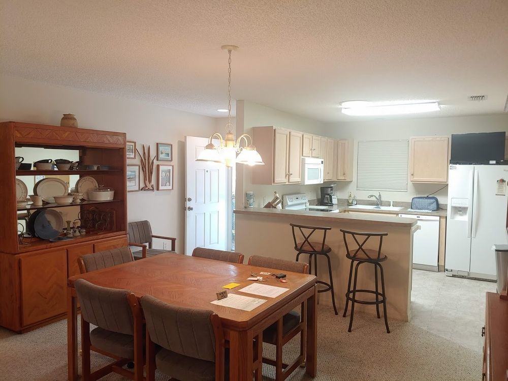 7630 Southeast 174th Gailard Place - Photo 4 of 17