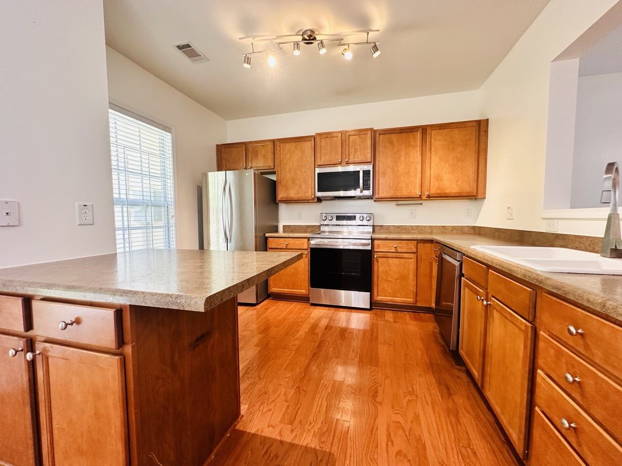 2706 Deerwood Ln Sw #72 - Photo 6 of 21