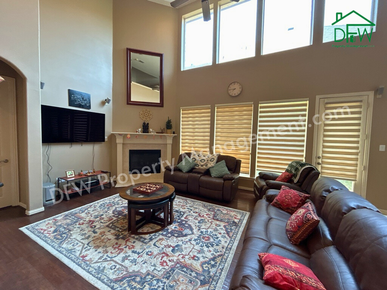 7704 Briarcrest Ct - Photo 2 of 40