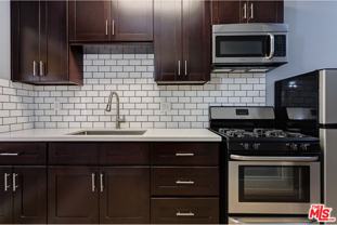 2921 Francis Ave., Los Angeles - Photo 1 of 1