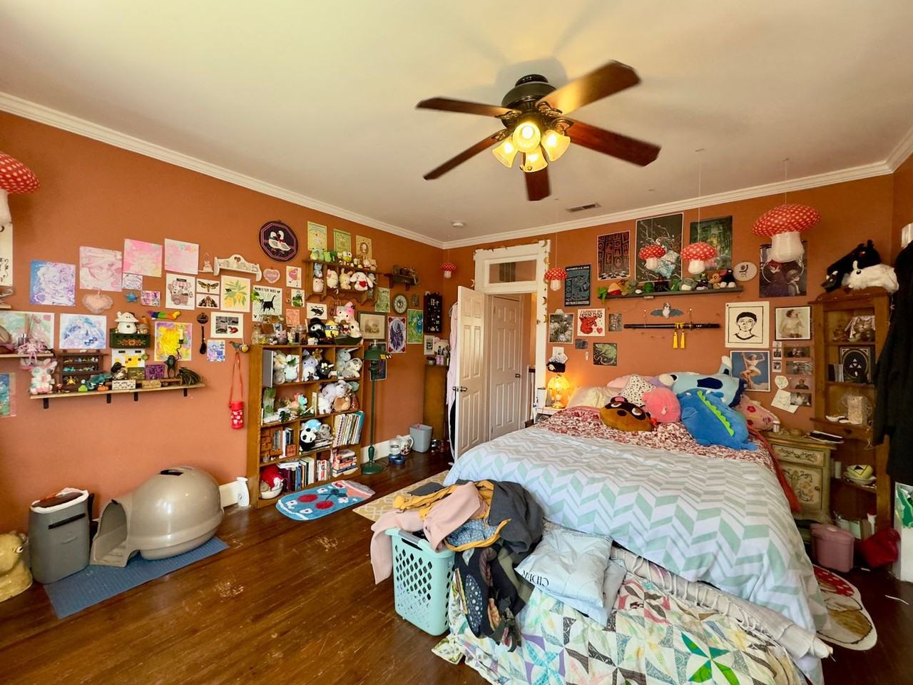 322 E Lorraine Ave - Photo 2 of 29